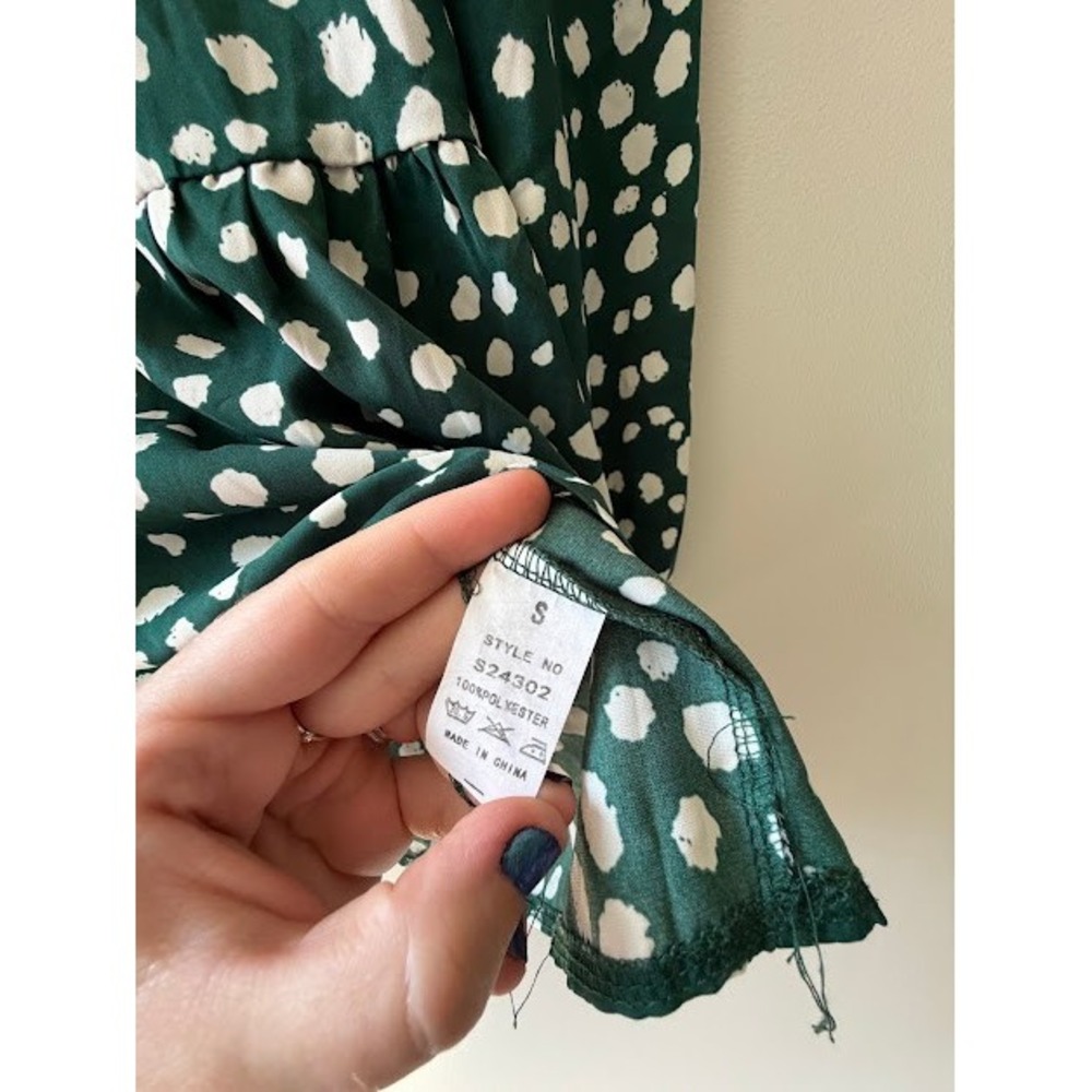 Peplum Solution Blouse Womens Small Green Polka Dot Ruffle Mock Neck S24302 Top - Picture 4 of 6